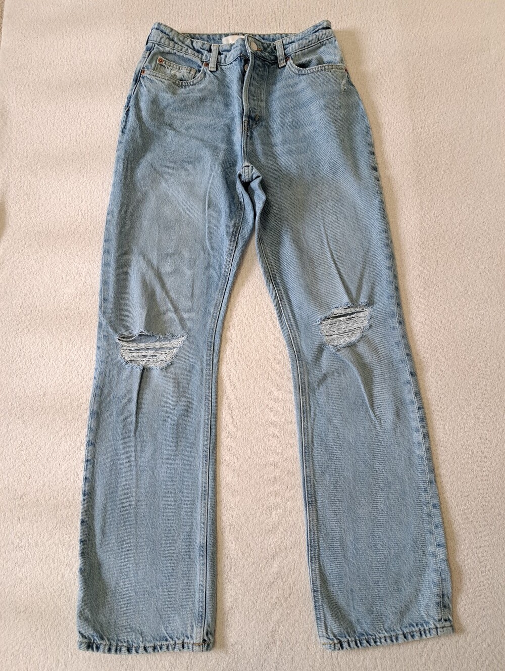 H&M Wide High Waist Jeans in Light Denim Blue Size 6 Distressed Straight Casual